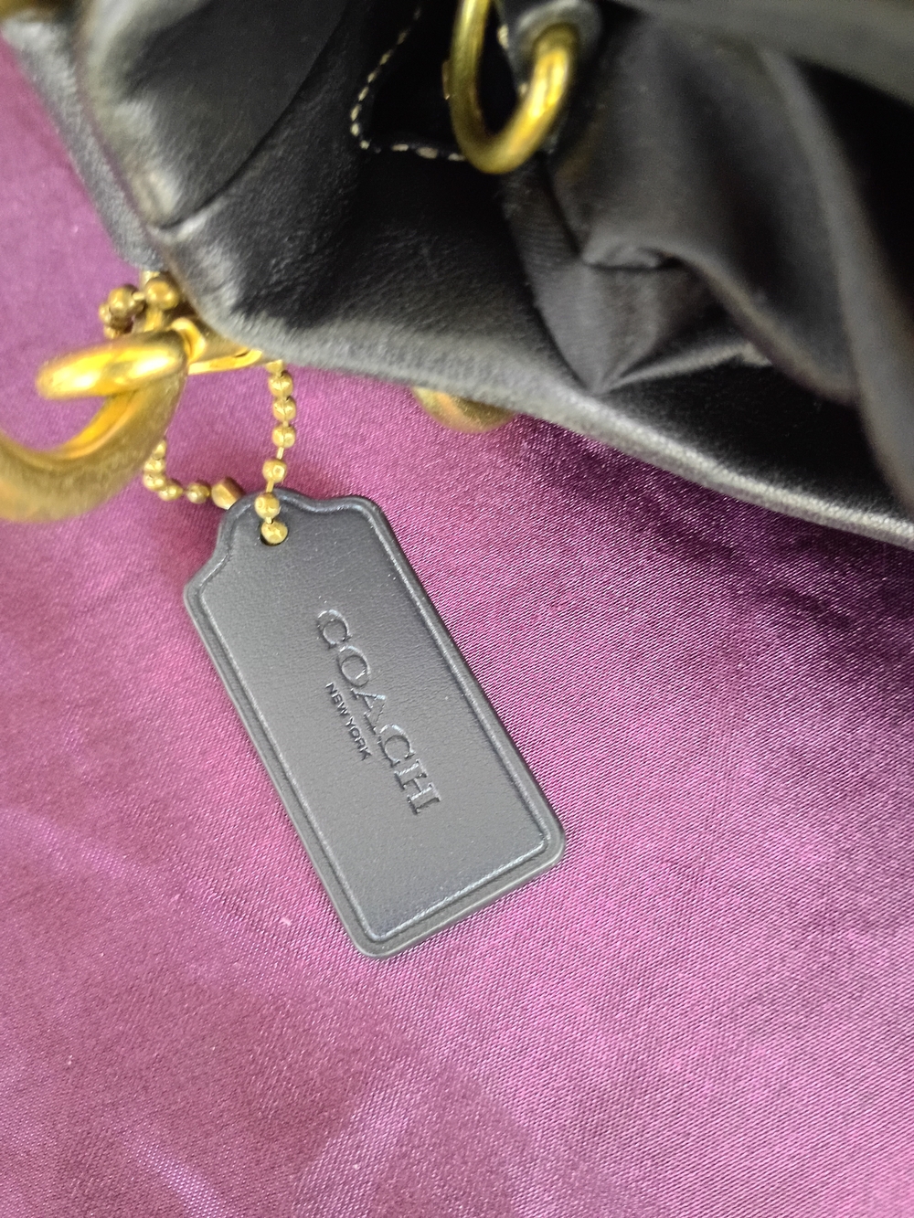 Coach Black Leather Hamptons Bag - Picture 6 of 7